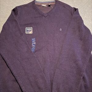 Izod sweater